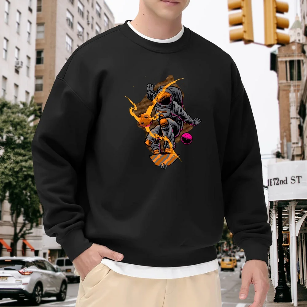 Men's Black Crewneck Loose Sweatshirt with Astronaut Skateboard Print, Street Style, Casual Everyday Wear, Versatile, Comfortable and Breathable Polyester Fabric
Men's Black Crewneck Loose Sweatshirt with Astronaut Skateboard Print, Street Style, Casual Everyday Wear, Versatile, Comfortable and Breathable Polyester Fabric