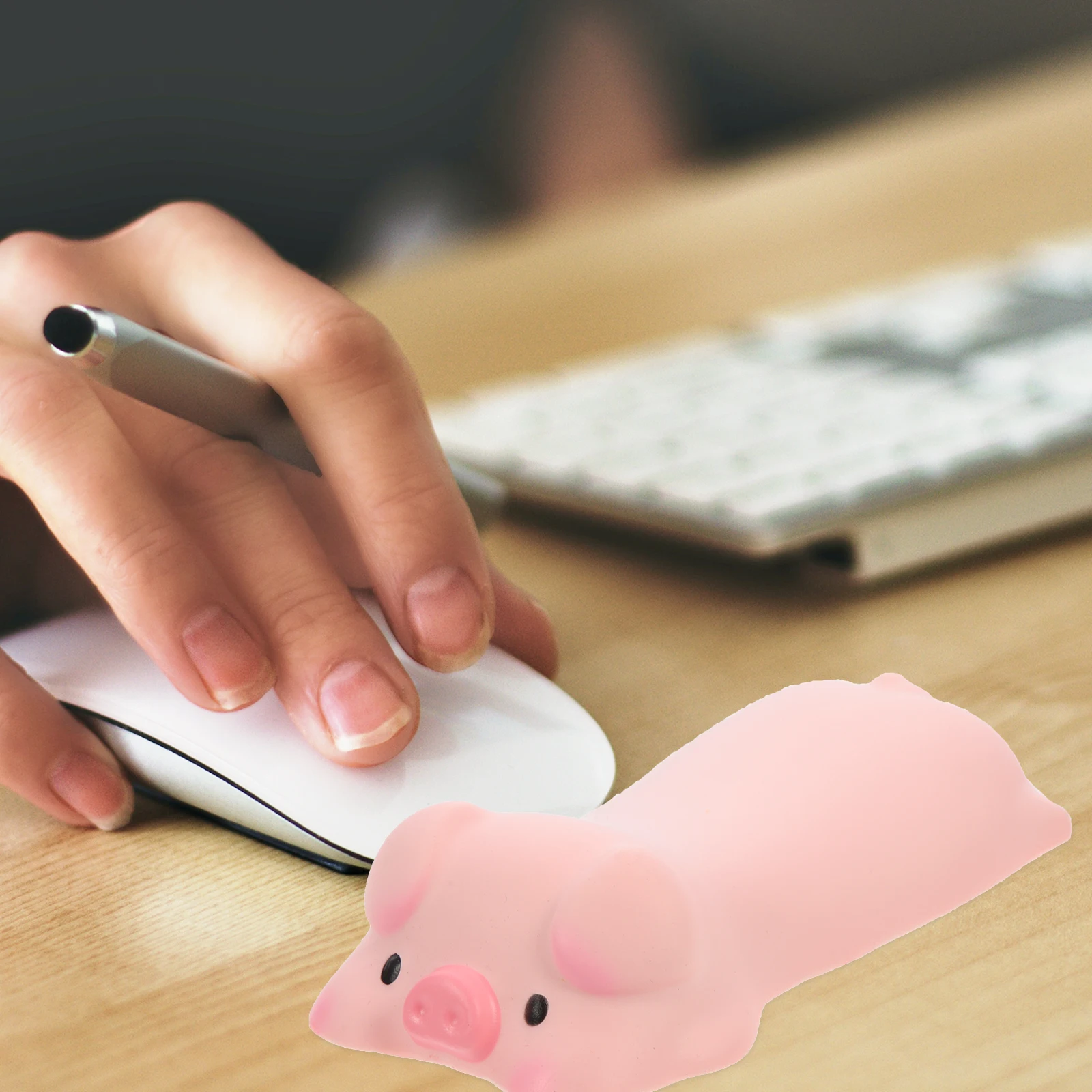 Cartoon Mouse Hand Cushion Comfortable Breathable Wrist Support Pad For Computer Gaming Office Desk Accessories Mouse Pad
Cartoon Mouse Hand Cushion Comfortable Breathable Wrist Support Pad For Computer Gaming Office Desk Accessories Mouse Pad