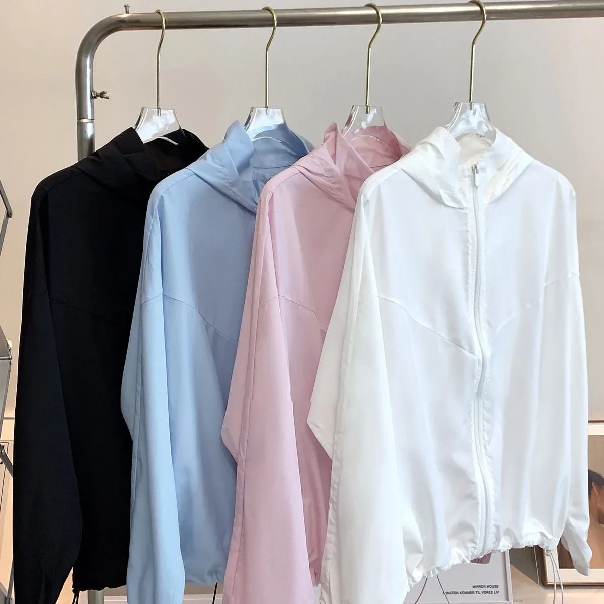 Women Sun Protection Clothing UPF 50+ UV Sunscreen Clothing Hooded Sun Protection Clothing Outdoor UV Protection
Women Sun Protection Clothing UPF 50+ UV Sunscreen Clothing Hooded Sun Protection Clothing Outdoor UV Protection