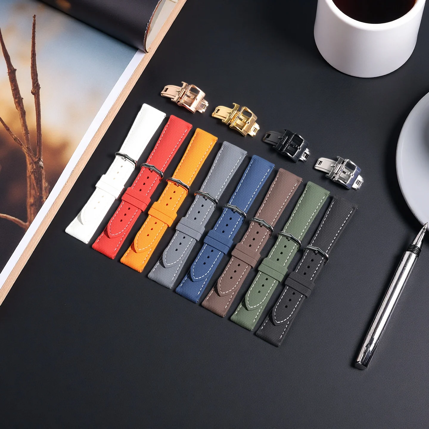 Универсальные резиновые ремешки Sailcloth FKM, подходят для Cartier Iwatch 18 мм, 19 мм, 20 мм, 21 мм, 22 мм, быстросъемные ремешки для часов с плоским концом
Универсальные резиновые ремешки Sailcloth FKM, подходят для Cartier Iwatch 18 мм, 19 мм, 20 мм, 21 мм, 22 мм, быстросъемные ремешки для часов с плоским концом