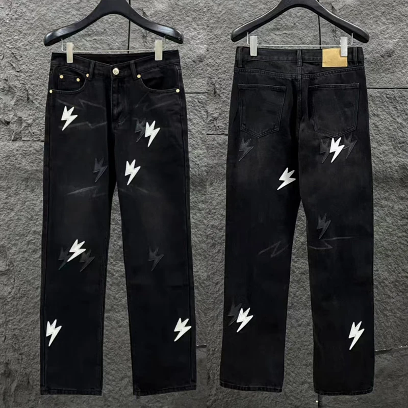 American Fashion Brand Retro Wash Black Jeans Patchwork Logo Design Casual Straight Pants
American Fashion Brand Retro Wash Black Jeans Patchwork Logo Design Casual Straight Pants