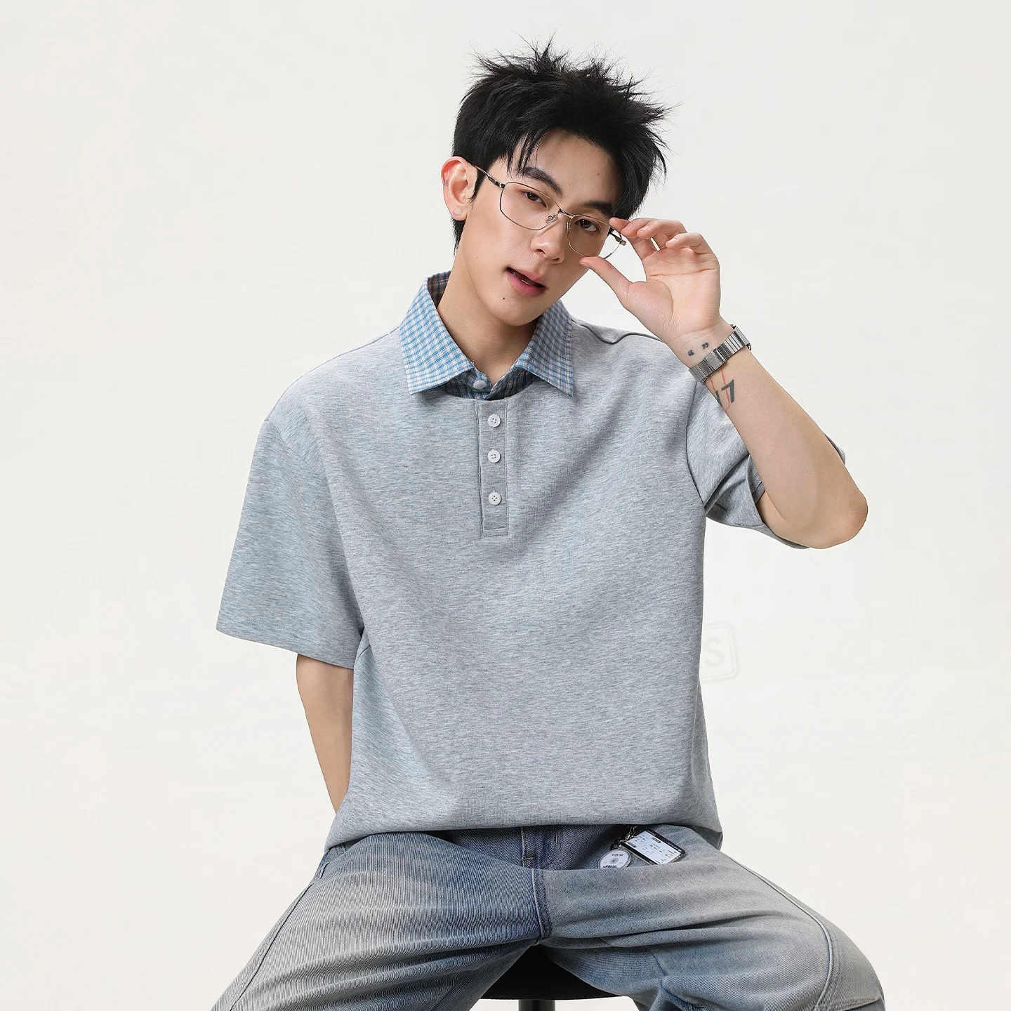 TFETTERS 2026 Summer Preppy Polo Shirt Men Loose Fit Half Sleeve Fake Two Piece Solid Color Young People Casual Polo Shirt Man
TFETTERS 2026 Summer Preppy Polo Shirt Men Loose Fit Half Sleeve Fake Two Piece Solid Color Young People Casual Polo Shirt Man