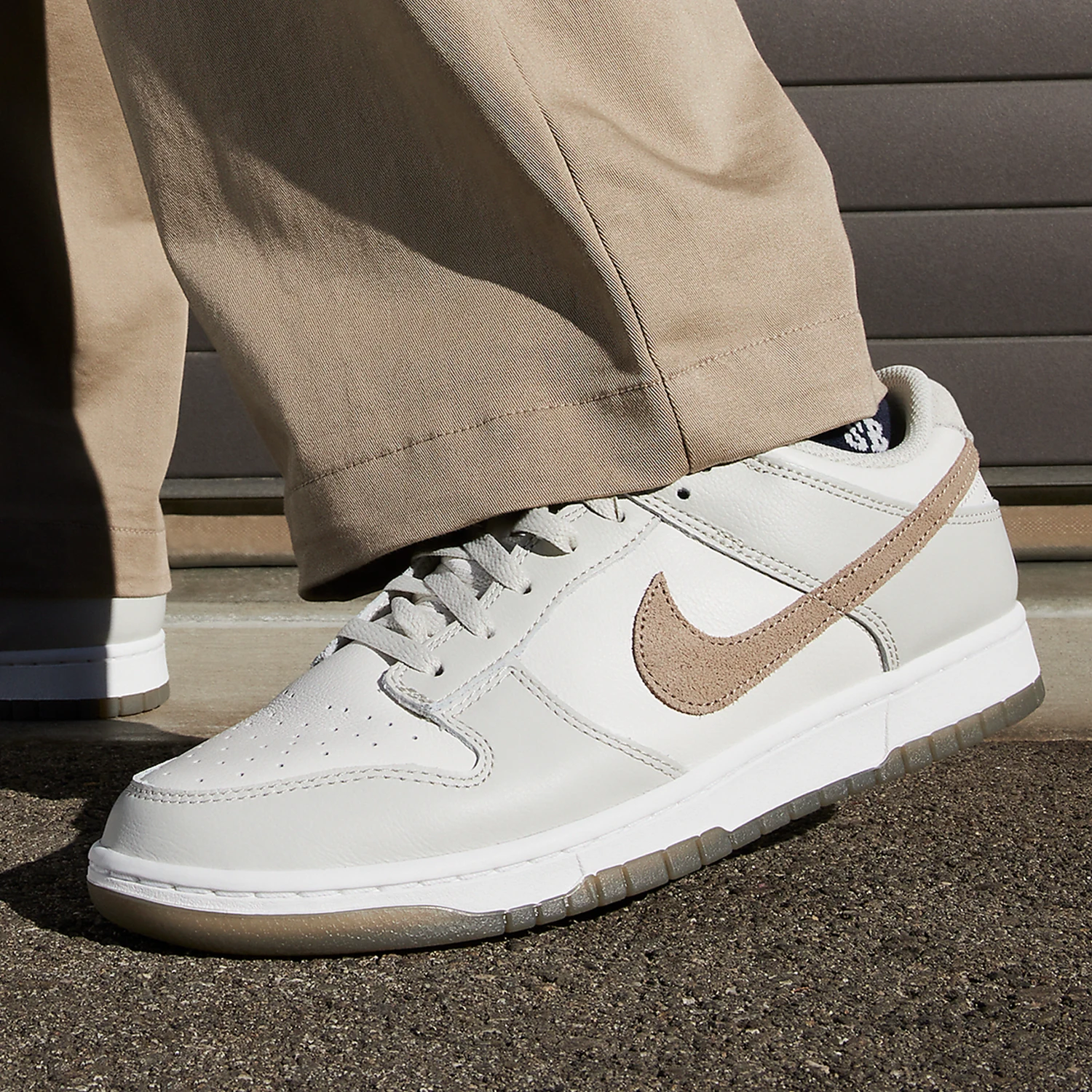 Nike Authentic Dunk Low Retro SE Men's Sports Retro Sneakers FJ4188-001
Nike Authentic Dunk Low Retro SE Men's Sports Retro Sneakers FJ4188-001