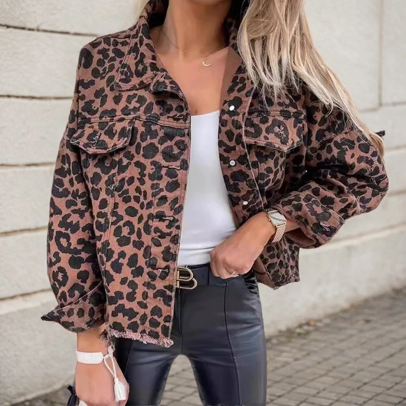 Autumn Denim Coat Fashion Leopard Print Tassel Hem Single-breasted Jacket For Women Casual Pockets Ripped Denim Outwear Jackets
Autumn Denim Coat Fashion Leopard Print Tassel Hem Single-breasted Jacket For Women Casual Pockets Ripped Denim Outwear Jackets