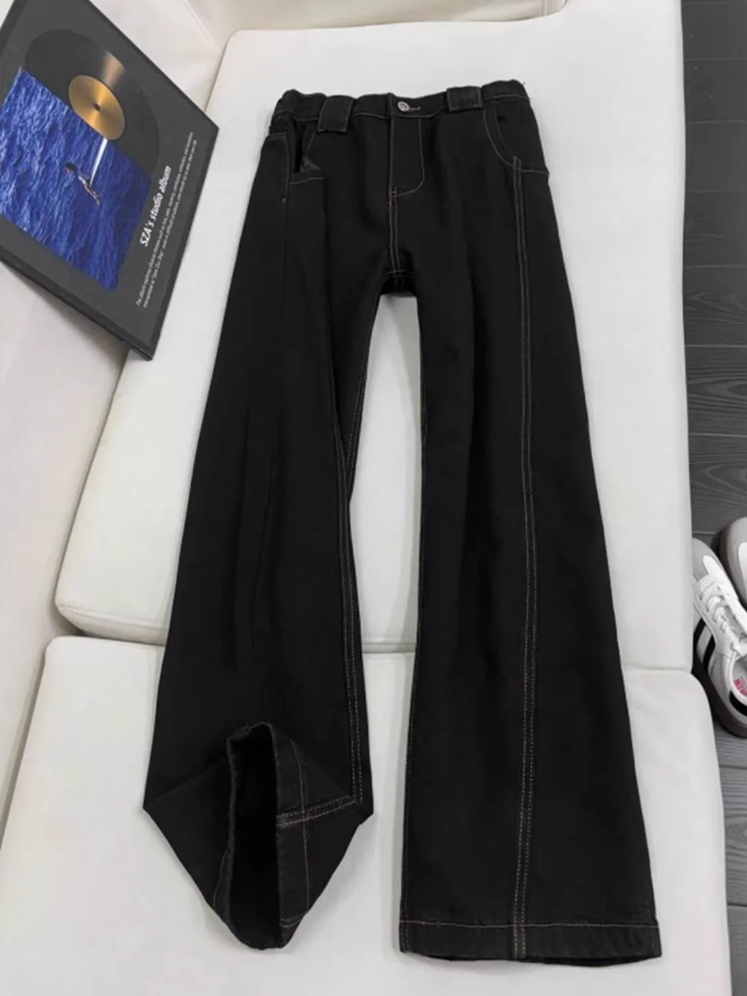 Bla Straight Leg Original Color Denim Jeans Men's CleanFit Design Trendy Brand Knife Loose Fit Casual Jeans
Bla Straight Leg Original Color Denim Jeans Men's CleanFit Design Trendy Brand Knife Loose Fit Casual Jeans