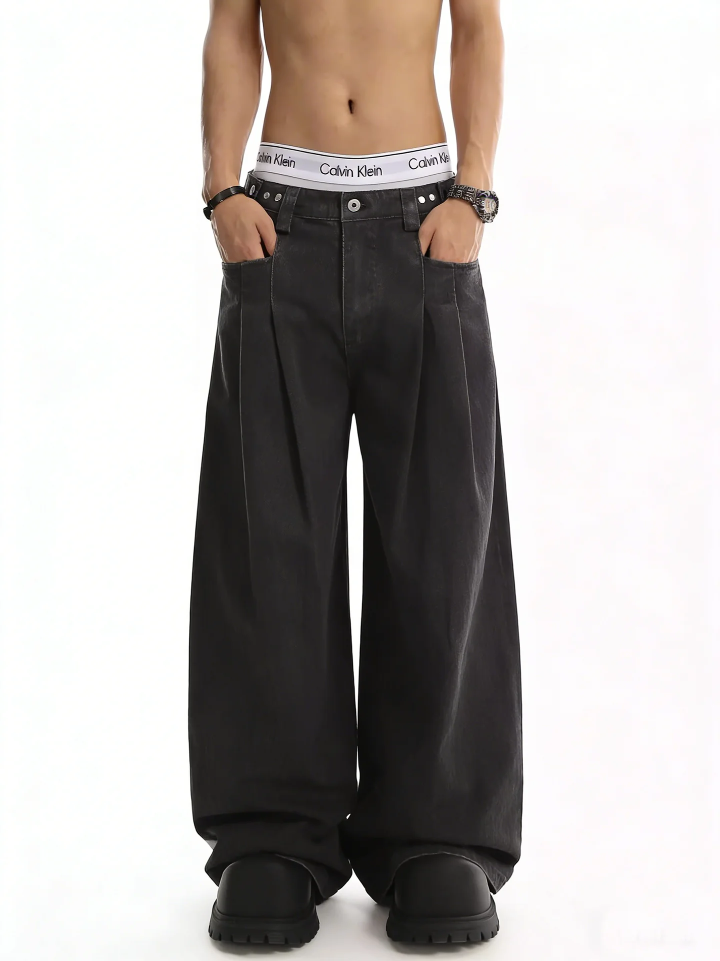 Washed Denim Wide Leg Loose Men's Jeans American High Street Style Summer Casual Straight Tube Long Pants Youth Fashion
Washed Denim Wide Leg Loose Men's Jeans American High Street Style Summer Casual Straight Tube Long Pants Youth Fashion