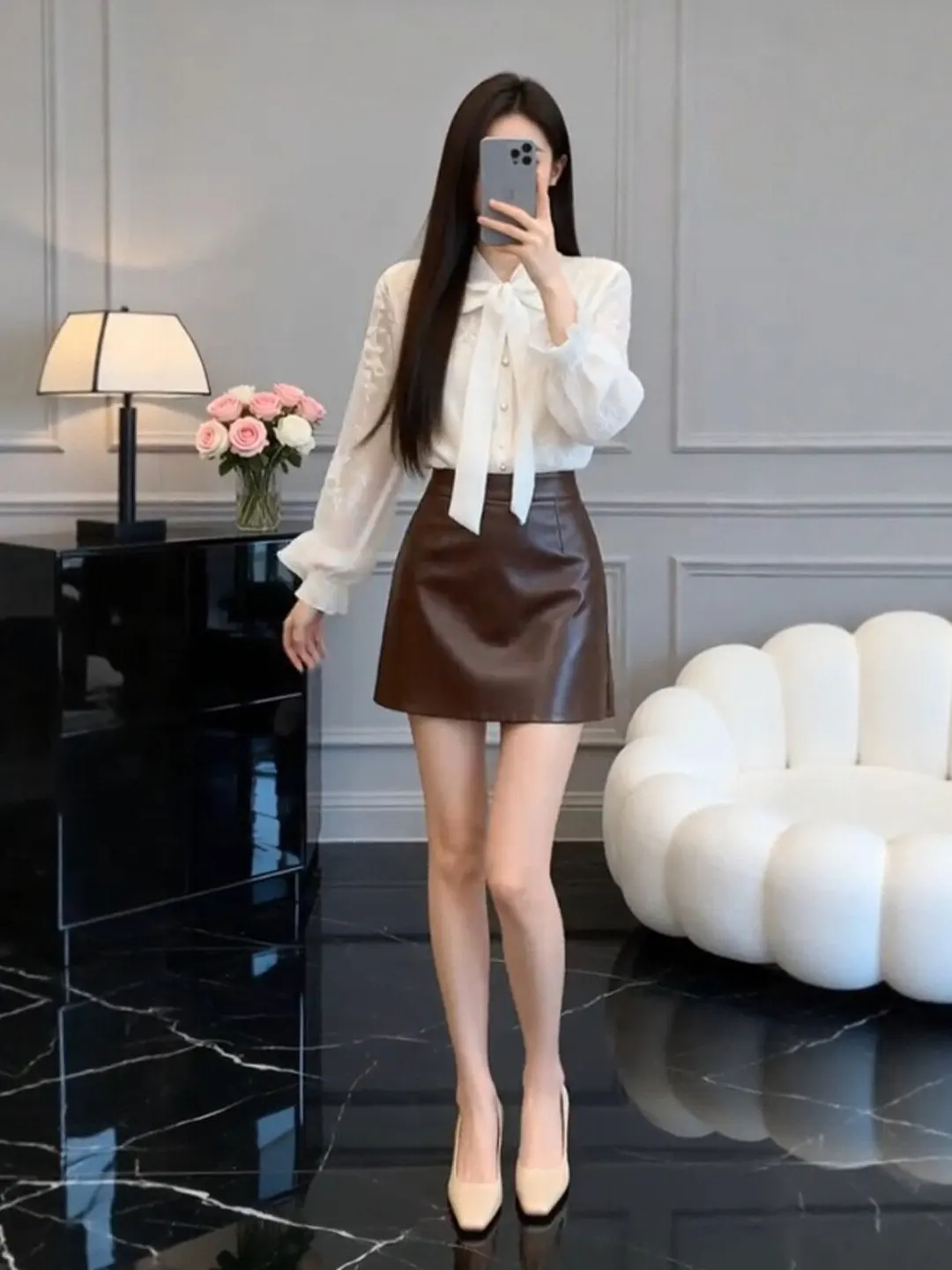 Elegant Lace Long Sleeve Women's Top Gentle Style Unique Design Beautiful for Party Daily Wear Business Street Style College
Elegant Lace Long Sleeve Women's Top Gentle Style Unique Design Beautiful for Party Daily Wear Business Street Style College