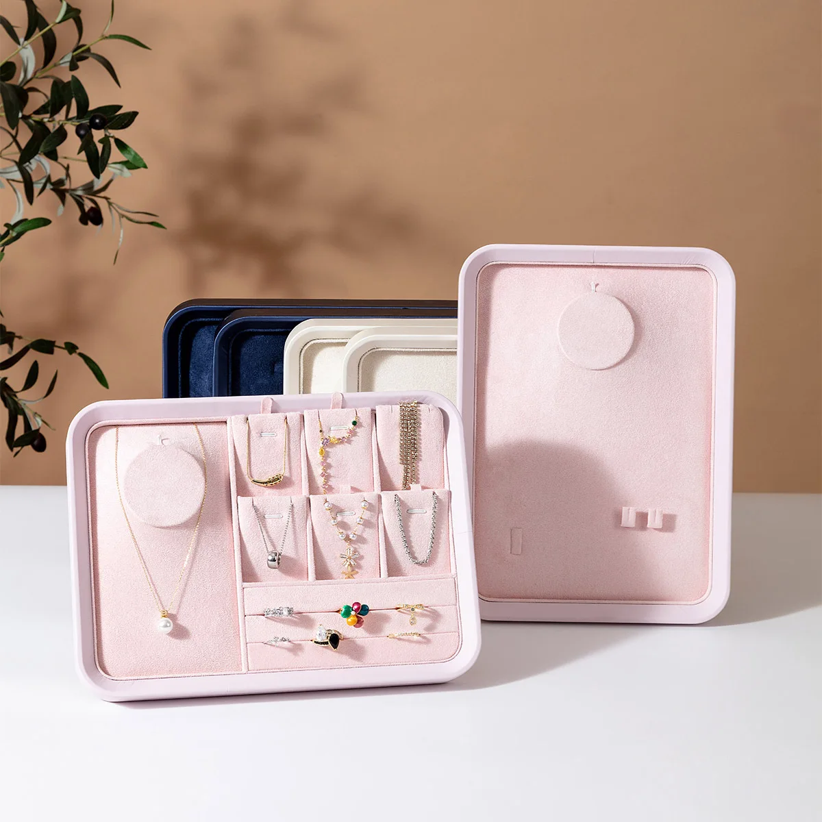 Luxury Jewelry Display Tray Mannequin Pendant Necklace Stand Jewelry Store Shooting Props Ring Tray Shop Jewelry Display Rack
Luxury Jewelry Display Tray Mannequin Pendant Necklace Stand Jewelry Store Shooting Props Ring Tray Shop Jewelry Display Rack