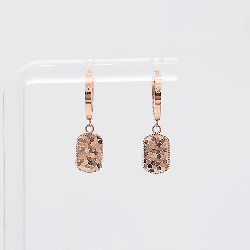 585 Purple Gold Rectangular Starry Sky Sparkling earrings for women Plated 14K Rose Gold Irregular Exquisite Earring Jewelry
585 Purple Gold Rectangular Starry Sky Sparkling earrings for women Plated 14K Rose Gold Irregular Exquisite Earring Jewelry