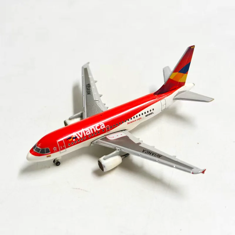 Модель пассажирского самолета Herpa Diecast Alloy 1:500, Колумбия A318 53008, для коллекций и демонстрации
Модель пассажирского самолета Herpa Diecast Alloy 1:500, Колумбия A318 53008, для коллекций и демонстрации