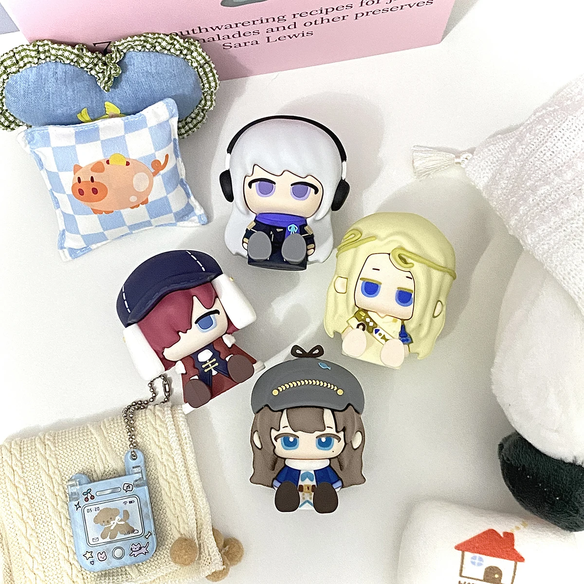 Реверс: 1999 коллеги Bkornblume Энисей Маркус 6 ambitus ПВХ 6 см Мини-фигурки квадратический элемент настольный орнамент подарок
Реверс: 1999 коллеги Bkornblume Энисей Маркус 6 ambitus ПВХ 6 см Мини-фигурки квадратический элемент настольный орнамент подарок