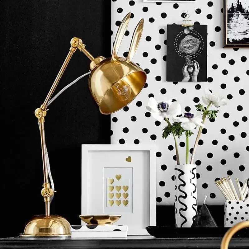 Nordic postmodern creative rabbit living room desk eye protection desk lamp creative study bedroom bedside children's room desk
Nordic postmodern creative rabbit living room desk eye protection desk lamp creative study bedroom bedside children's room desk
