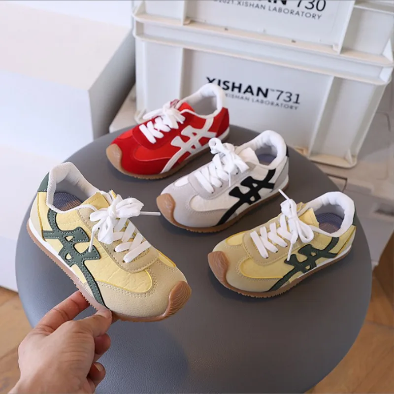 Children's sports shoes 2025 autumn new style girls' training shoes breathable fashionable versatile boys' walking casual shoes
Children's sports shoes 2025 autumn new style girls' training shoes breathable fashionable versatile boys' walking casual shoes