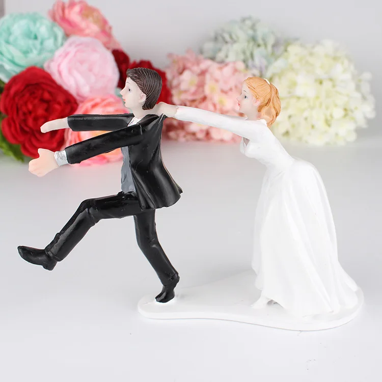Cake Doll Resin Decoration Valentine's Day Gift Escape Groom Cake Top Decoration Baking Props
Cake Doll Resin Decoration Valentine's Day Gift Escape Groom Cake Top Decoration Baking Props