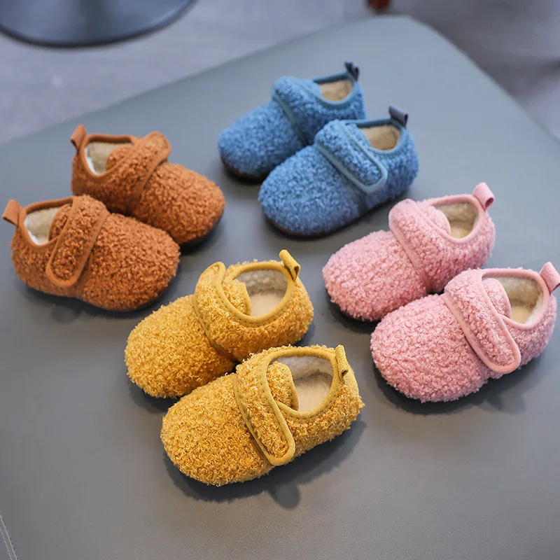 Winter Warm Children Shoes Girls Flats Soft Sole Non-Slip Cotton-padded Baby Toddler Shoes Indoor Boy Kids Home Slippers CSH1181
Winter Warm Children Shoes Girls Flats Soft Sole Non-Slip Cotton-padded Baby Toddler Shoes Indoor Boy Kids Home Slippers CSH1181
