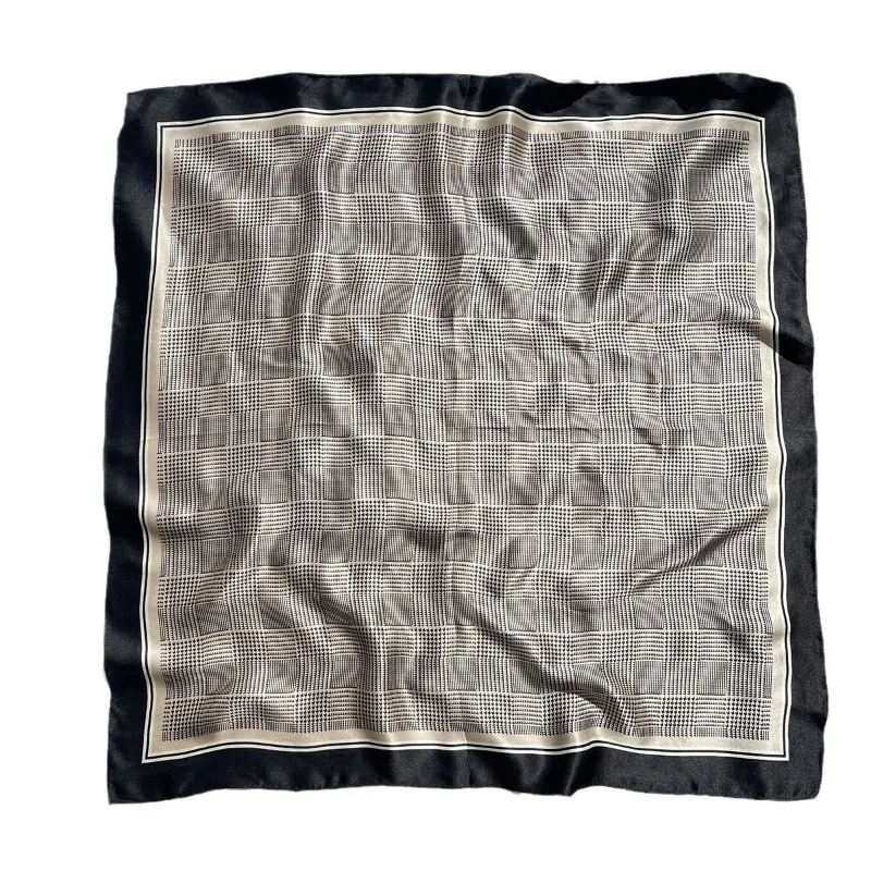 100% Mulberry Silk Square Scarf 70x70cm Black White Plaid Neck Scarf Headband Bag Ribbon Vintage Elegant Gift For Men Women
100% Mulberry Silk Square Scarf 70x70cm Black White Plaid Neck Scarf Headband Bag Ribbon Vintage Elegant Gift For Men Women