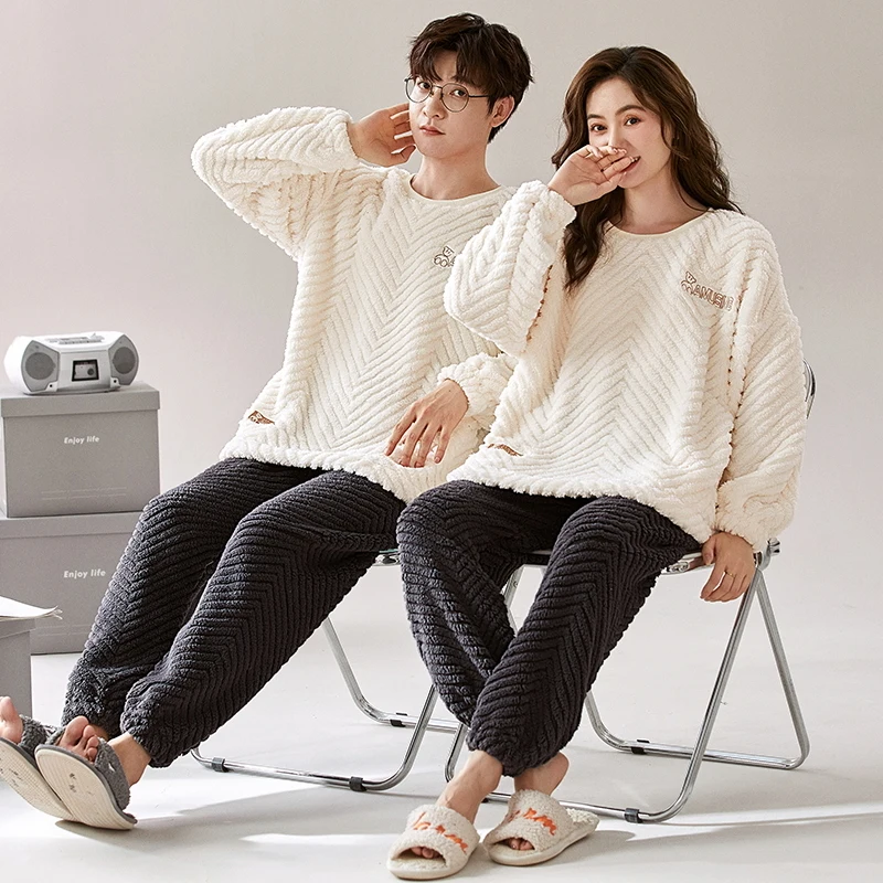 Комплекты пижам для женщин: атласный комплект для сна с бретельками, элегантный женственный дизайн, V-образный вырез, короткие шорты, летний, стеганый
Комплекты пижам для женщин: атласный комплект для сна с бретельками, элегантный женственный дизайн, V-образный вырез, короткие шорты, летний, стеганый