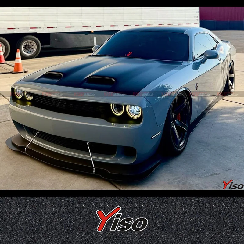Suitable for Challenger 17-20 SRT Hellcat type carbon fiber hood Opening engine hood Engine Cover
Suitable for Challenger 17-20 SRT Hellcat type carbon fiber hood Opening engine hood Engine Cover