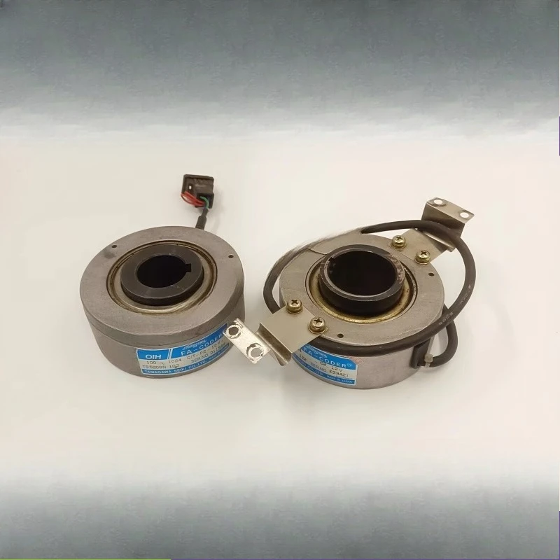 Энкодер TS5208N103/N122/100-1024C/T-P2-12V
Энкодер TS5208N103/N122/100-1024C/T-P2-12V