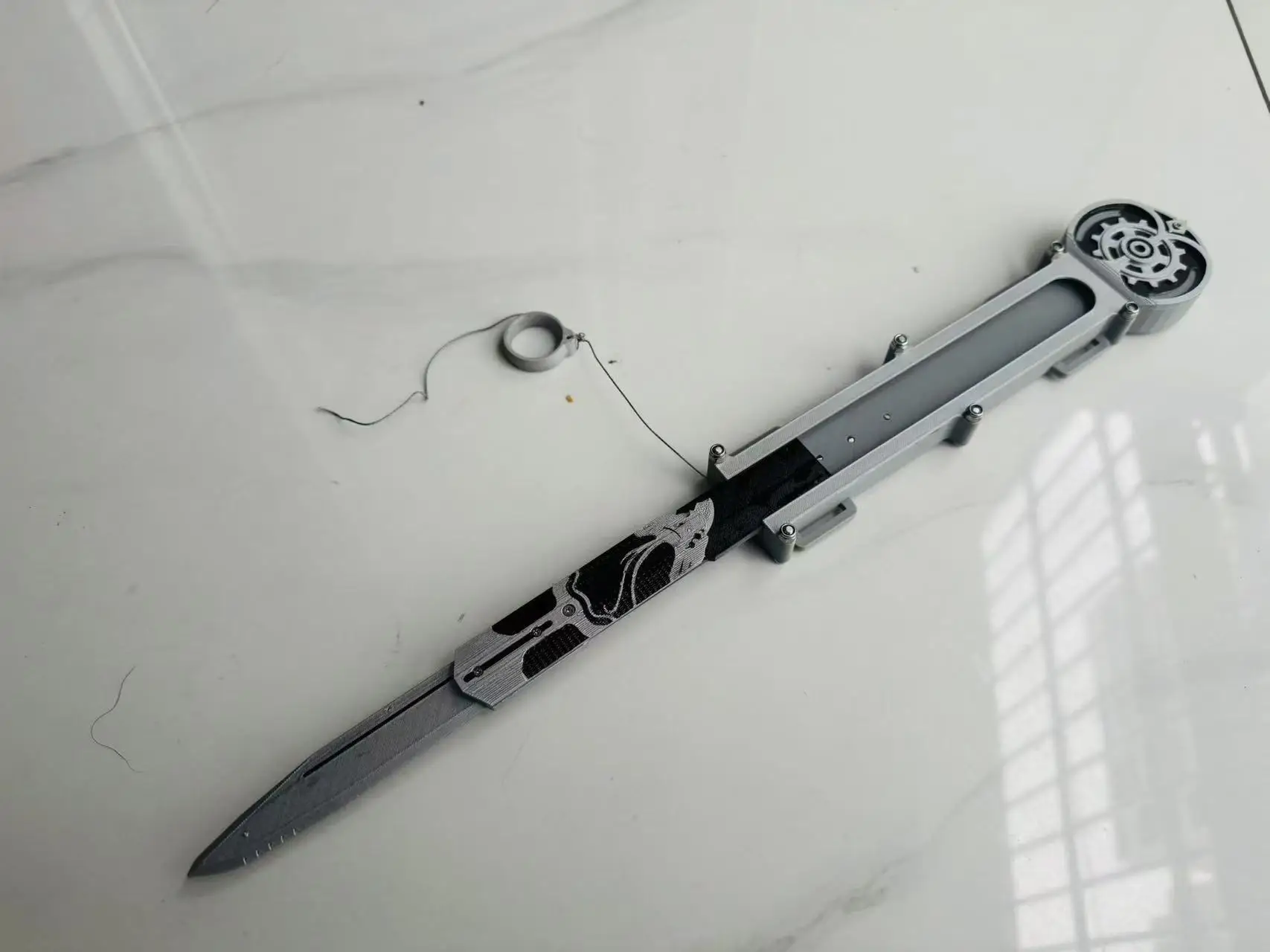 New Sleeve Sword, Hidden Blade, Elastic Cosplay Prop, Halloween Costume Accessory, Adult Birthday Gift
New Sleeve Sword, Hidden Blade, Elastic Cosplay Prop, Halloween Costume Accessory, Adult Birthday Gift