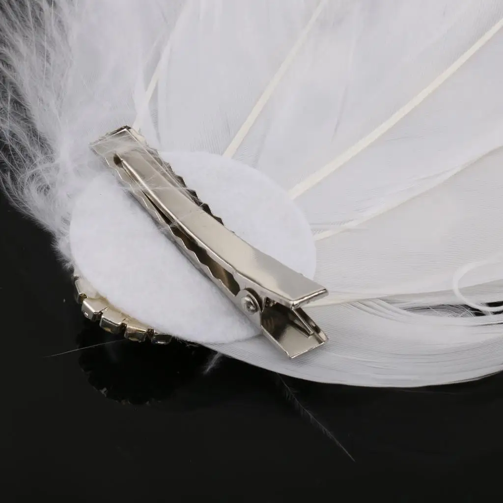 White Feather Hair Clip Rhinestone Accent Bridal Hair Decoration Popular Hair Accessory for Special Occasions
White Feather Hair Clip Rhinestone Accent Bridal Hair Decoration Popular Hair Accessory for Special Occasions