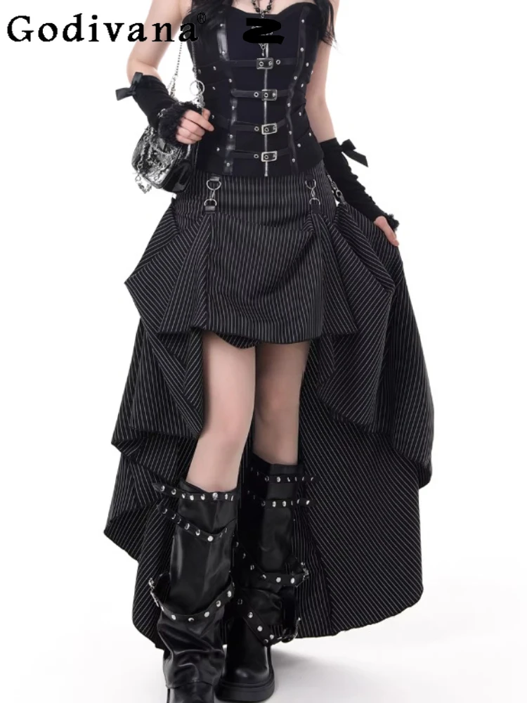 Черная индивидуальная субкультура Y2k тонкий топ без бретелек шикарная универсальная возрастная модная винтажная полосатая юбка для отдыха для девочек
Черная индивидуальная субкультура Y2k тонкий топ без бретелек шикарная универсальная возрастная модная винтажная полосатая юбка для отдыха для девочек