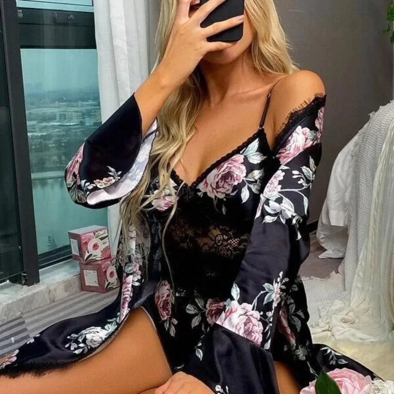 Подтяжки с принтом Midnight Charm, сексуальный комплект ночной рубашки, идеально подходит для европейско-американского нижнего белья, пижамы с V-образным вырезом и принтом
Подтяжки с принтом Midnight Charm, сексуальный комплект ночной рубашки, идеально подходит для европейско-американского нижнего белья, пижамы с V-образным вырезом и принтом