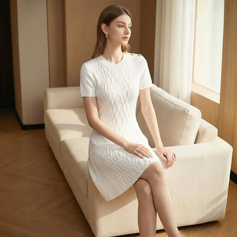 Cross-Border round Neck Short Sleeve Women's Dress Single Shoulder Metal Buckle Slimming A-Line Skirt Casual Spring Dress
Cross-Border round Neck Short Sleeve Women's Dress Single Shoulder Metal Buckle Slimming A-Line Skirt Casual Spring Dress