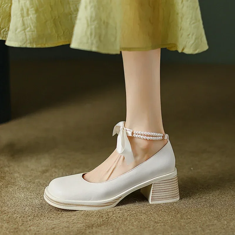2024 New Leisure Walking Sports Women's Single Shoes Size 34-42 Sexy Pearl High Quality Black Beige 3.5cm/5cm/6cm High Heels
2024 New Leisure Walking Sports Women's Single Shoes Size 34-42 Sexy Pearl High Quality Black Beige 3.5cm/5cm/6cm High Heels