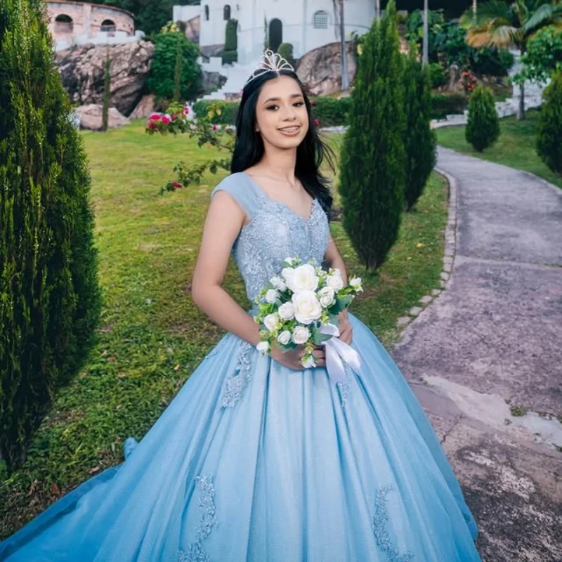 sky blue Quinceanera Dress off-shoulder Lace layering flower decal vestidos de 15 Quinceanera Customized 
sky blue Quinceanera Dress off-shoulder Lace layering flower decal vestidos de 15 Quinceanera Customized