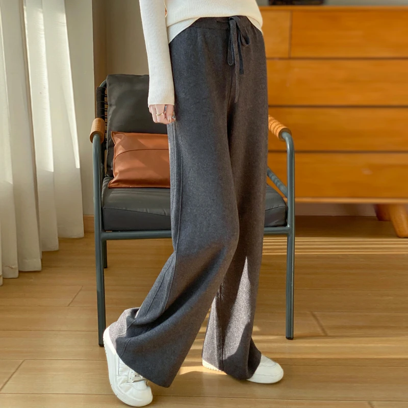Fall/winter 100% pure wool knitted wide-leg pants women's casual pants high waist slim straight pants.
Fall/winter 100% pure wool knitted wide-leg pants women's casual pants high waist slim straight pants.