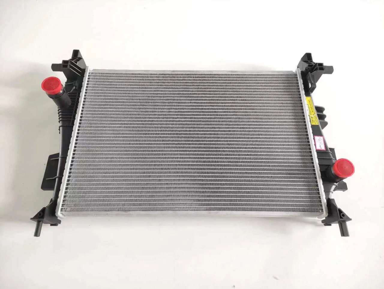 1pc 53332895 53353724 68249187AA Car Engine Aluminum Radiator MT for JEEP COMPASS 1.4T 2017 2018 2019 2020 53353724 RAD21535 New
1pc 53332895 53353724 68249187AA Car Engine Aluminum Radiator MT for JEEP COMPASS 1.4T 2017 2018 2019 2020 53353724 RAD21535 New