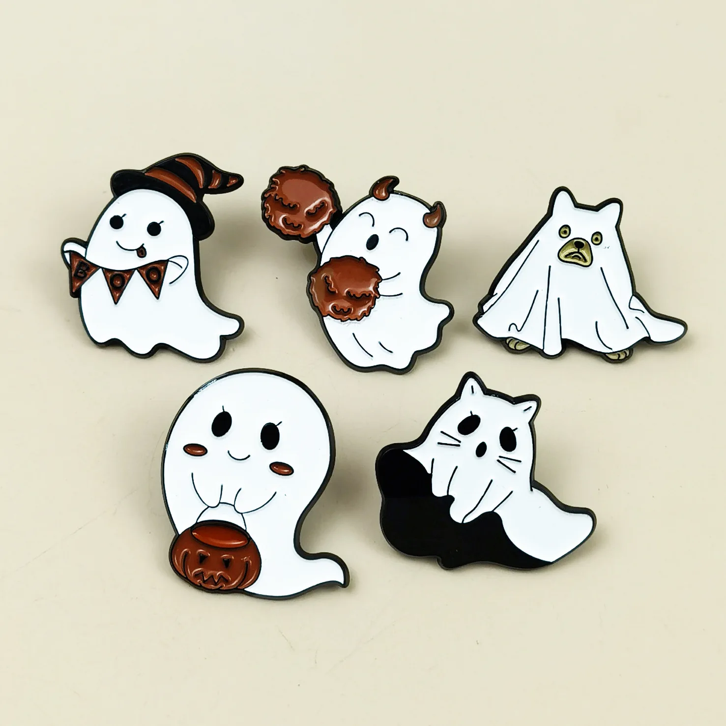 Halloween Skull Ghost Brooch Q Version Funny Lapel Pin Gothic Hat Ghost Badge Clothing Bag Accessories
Halloween Skull Ghost Brooch Q Version Funny Lapel Pin Gothic Hat Ghost Badge Clothing Bag Accessories