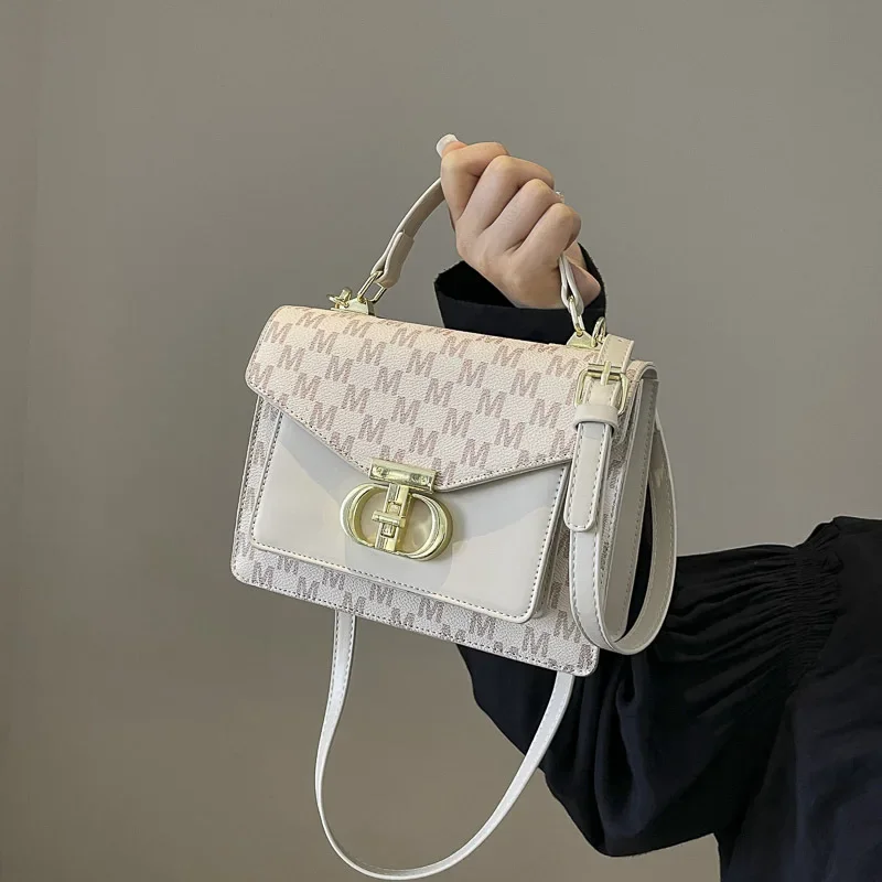 2025 New! Small Square Bag for Women Shoulder Messenger Bag | Versatile Trendy Fashion with Sophisticated Letter Printing Design
2025 New! Small Square Bag for Women Shoulder Messenger Bag | Versatile Trendy Fashion with Sophisticated Letter Printing Design