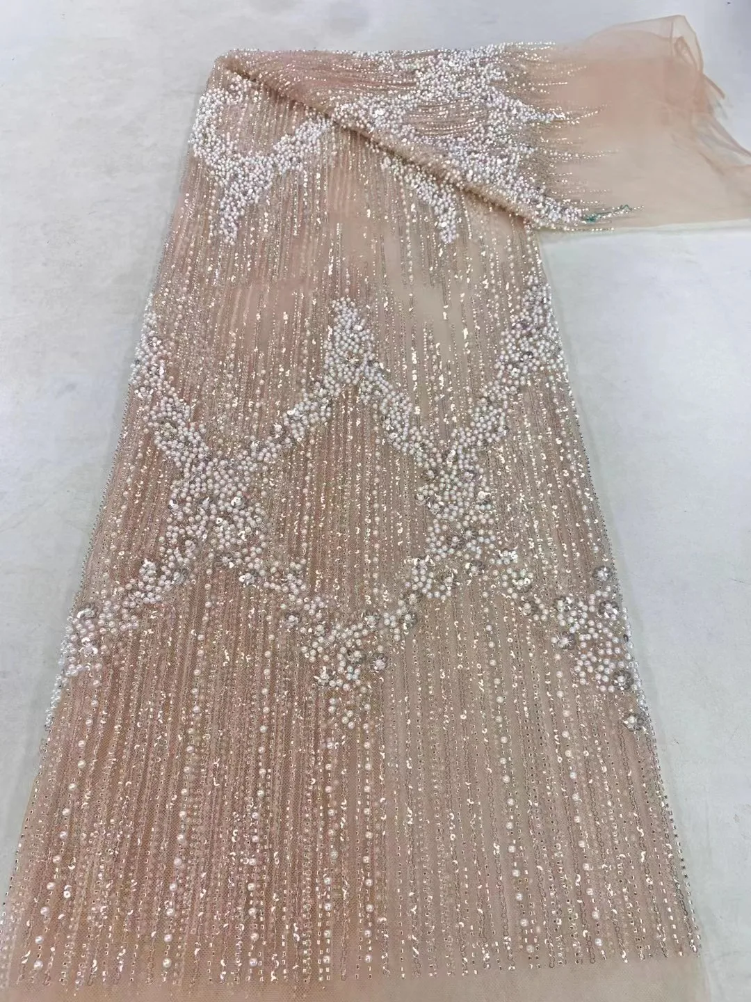 Nigerian Sequins Lace Fabric 2024 High Quality African Tulle Embroidery Beaded Fabric For Wedding Dress Sewing Mesh Lace 5 Yards
Nigerian Sequins Lace Fabric 2024 High Quality African Tulle Embroidery Beaded Fabric For Wedding Dress Sewing Mesh Lace 5 Yards