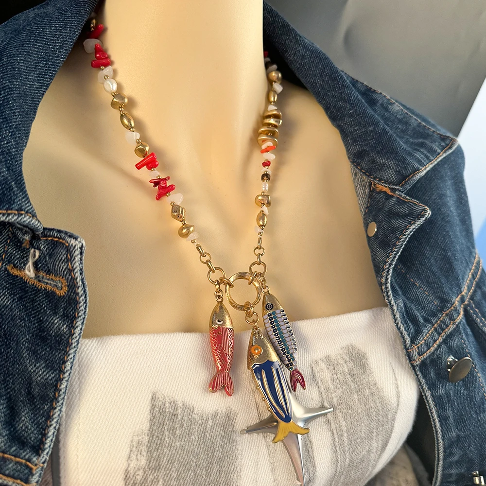 Fish charms Bohemia New Cute Pendant Necklace for Women Fashion cute toggle Accessories best trending product 2025
Fish charms Bohemia New Cute Pendant Necklace for Women Fashion cute toggle Accessories best trending product 2025