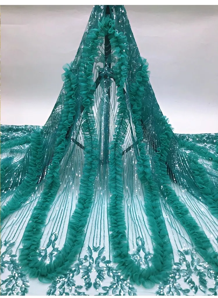 1yard new gauze fabric Handmade wavy fringe sequin embroidery tela Dress and wedding cheongsam fabric for patchwork
1yard new gauze fabric Handmade wavy fringe sequin embroidery tela Dress and wedding cheongsam fabric for patchwork