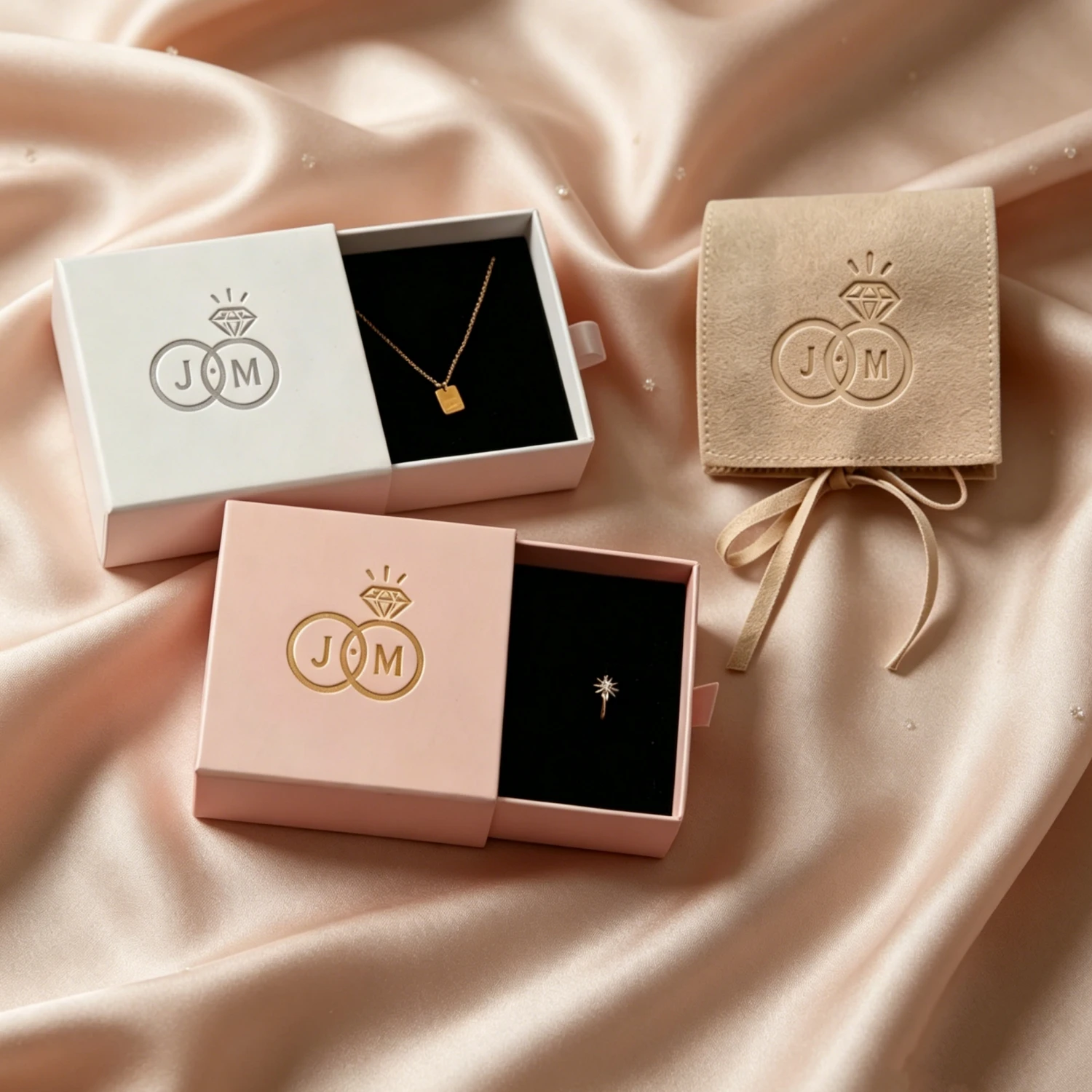 20Pcs Custom Logo Cardboard Drawer Gift Box Microfiber Jewelry Pouch Packaging Box For Wedding Shower Birthday Party Favor
20Pcs Custom Logo Cardboard Drawer Gift Box Microfiber Jewelry Pouch Packaging Box For Wedding Shower Birthday Party Favor