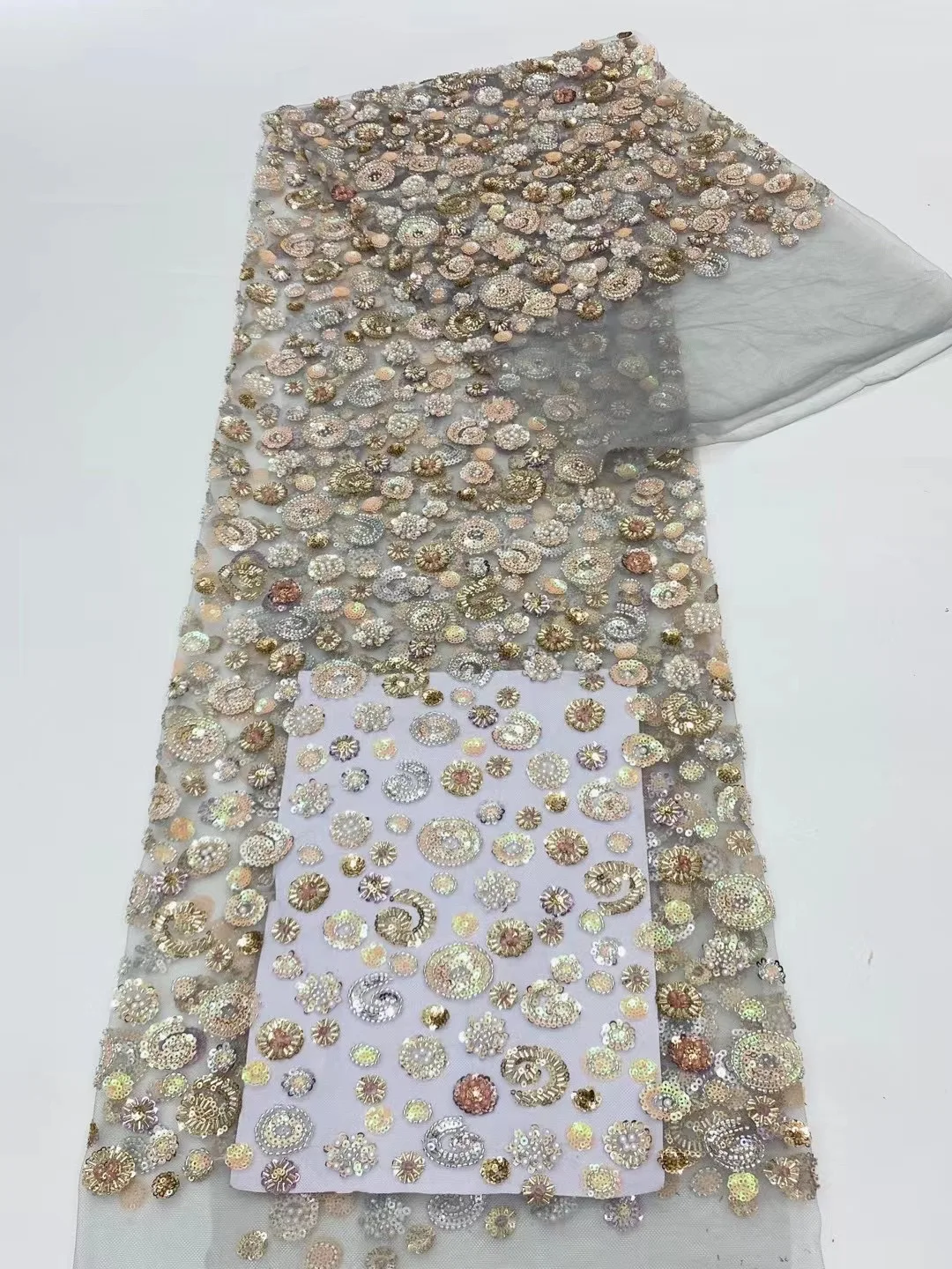 African French Tulle Embroidery Beaded Beads Lace Fabric Nigerian Sequins Lace Fabric for Wedding Party Dress NXL5948
African French Tulle Embroidery Beaded Beads Lace Fabric Nigerian Sequins Lace Fabric for Wedding Party Dress NXL5948