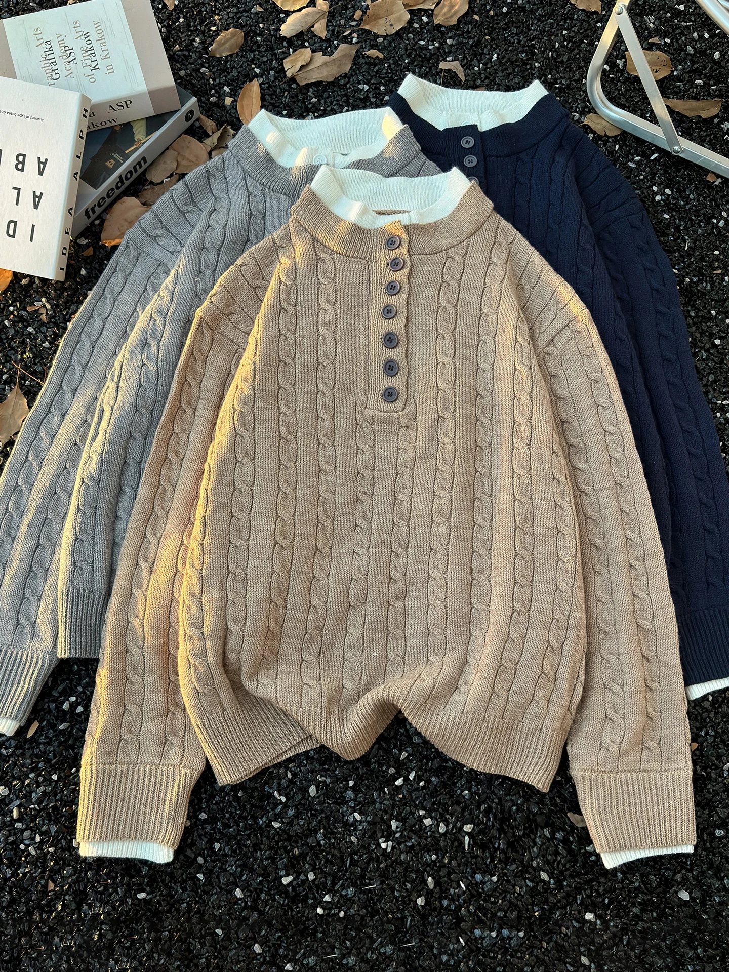 Autumn Winter Men's Knitted Sweater Fake Two-Piece Loose Fit f High Collar Tassel Vintage Sle Casual Wear Long Sve
Autumn Winter Men's Knitted Sweater Fake Two-Piece Loose Fit f High Collar Tassel Vintage Sle Casual Wear Long Sve