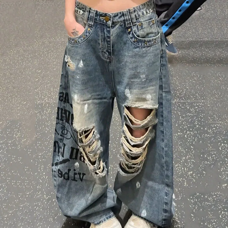 Lady Retro Jeans Ink Splattered Hole Out Personalized Letter Print Pattern Design Solid Color Simple Loose Daily Versatile Pants
Lady Retro Jeans Ink Splattered Hole Out Personalized Letter Print Pattern Design Solid Color Simple Loose Daily Versatile Pants