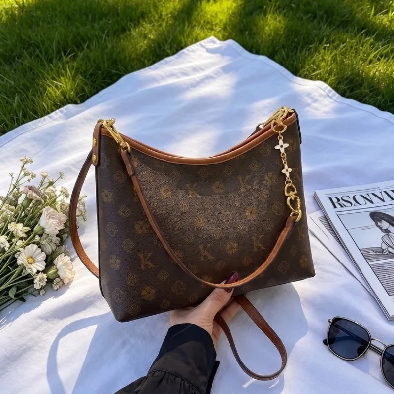 Vintage Elegant Leather Diaper Bag Classic Designer Paris Ladies Crossbody Purse Handbag Tote Messenger
Vintage Elegant Leather Diaper Bag Classic Designer Paris Ladies Crossbody Purse Handbag Tote Messenger