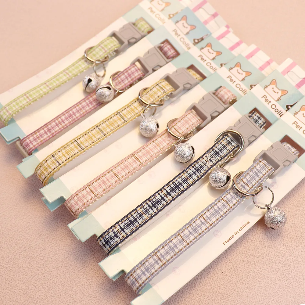 1PC Pet Collar With Bell Vintage Plaid Adjustable Safety Necklace Bell Ring Cat Collar For Puppy Small Dog Cat Accessories
1PC Pet Collar With Bell Vintage Plaid Adjustable Safety Necklace Bell Ring Cat Collar For Puppy Small Dog Cat Accessories