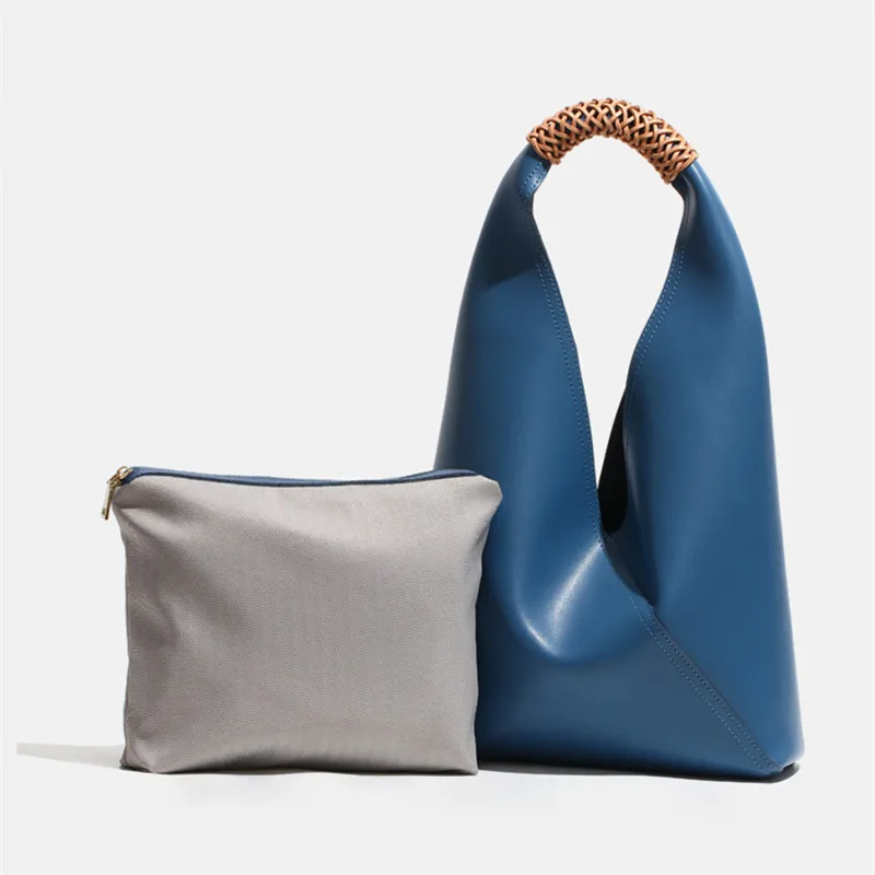 2025 Luxury High-end Cowhide Women's Handbags Large Capacity Tote With Makeup Bag Trend Designer Genuine Leather Underarm Bag
2025 Luxury High-end Cowhide Women's Handbags Large Capacity Tote With Makeup Bag Trend Designer Genuine Leather Underarm Bag