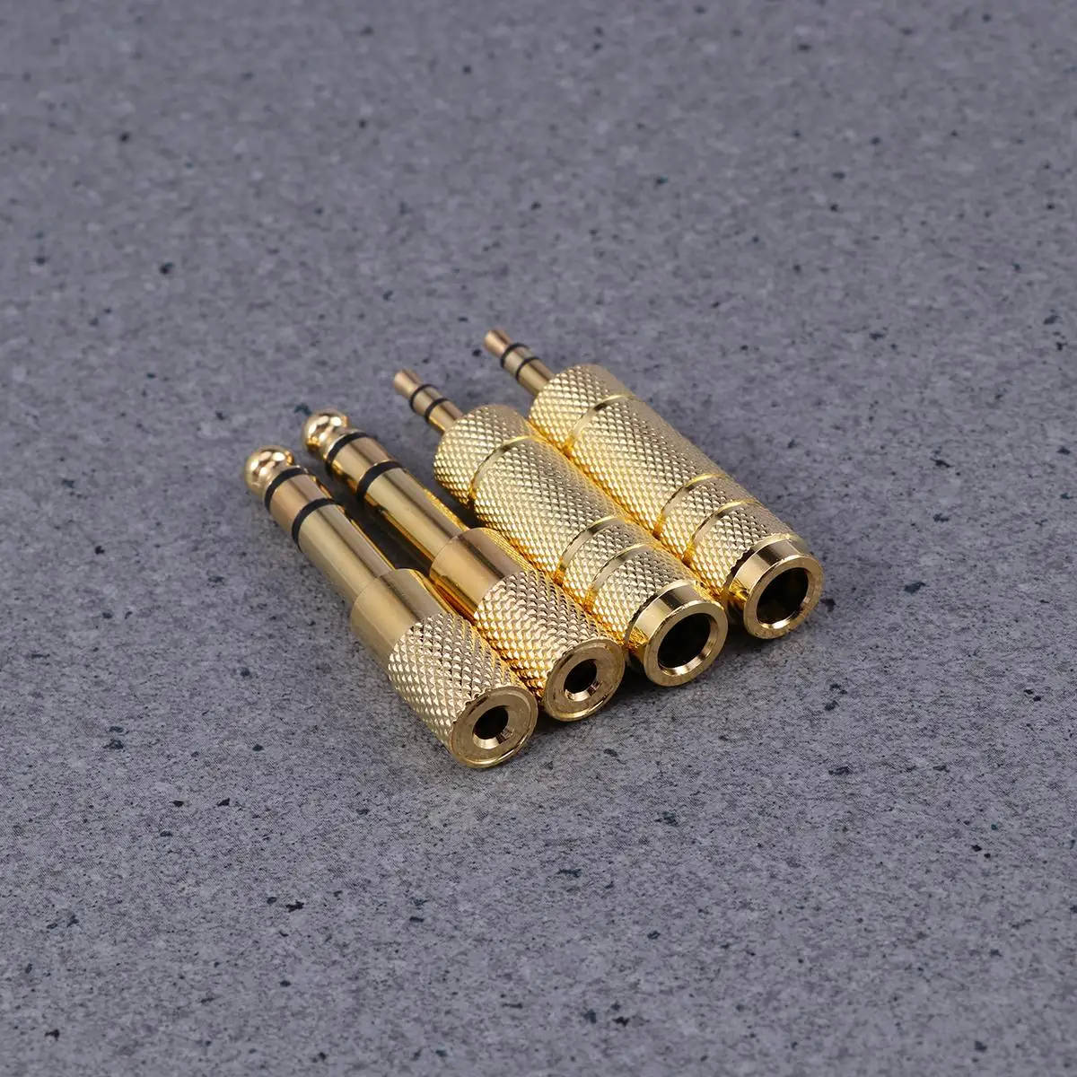 4 Pcs Audio Adapter 6 5mm to 3 5mm Plated Connectors Stereo Earphone Portable Life Brass Copper
4 Pcs Audio Adapter 6 5mm to 3 5mm Plated Connectors Stereo Earphone Portable Life Brass Copper