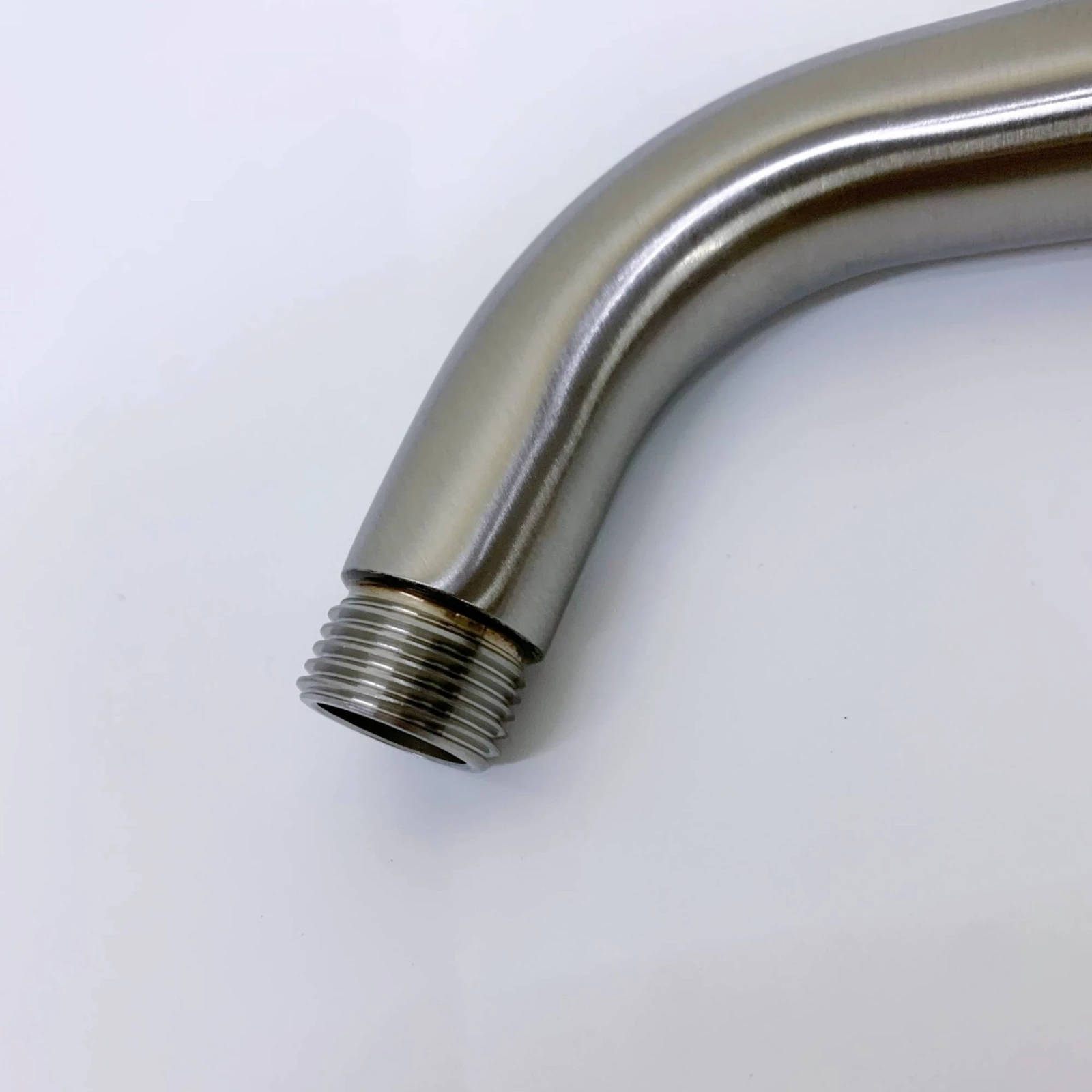 Z-Shaped Shower Arm Decorative Cover Bent Shower Arm Bathroom Fixture Polished Cylindrical Corrosion Resistant
Z-Shaped Shower Arm Decorative Cover Bent Shower Arm Bathroom Fixture Polished Cylindrical Corrosion Resistant
