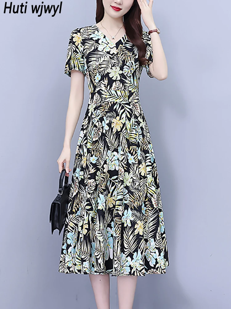 2024 Boho Print Short Sleeve V-Neck Casual Dress Summer Elegant Bodycon Office Lady Dress Women Korean Luxury Party Night Dress
2024 Boho Print Short Sleeve V-Neck Casual Dress Summer Elegant Bodycon Office Lady Dress Women Korean Luxury Party Night Dress