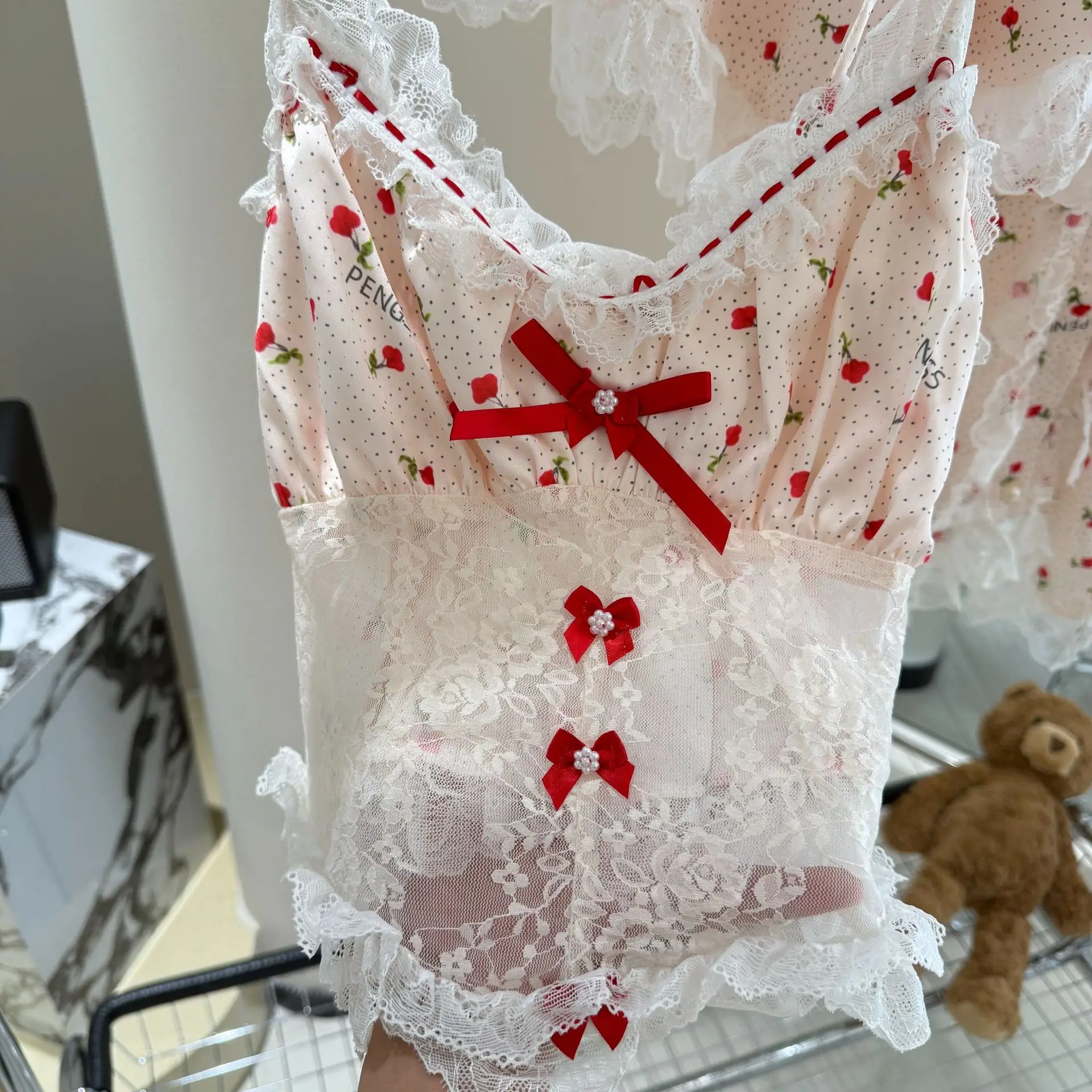 Summer Women Pajama Four Piece Suit Sleepwear Silky Satin Print Short Sleeve Trouser Suits Loose Home Clothes Loungewear
Summer Women Pajama Four Piece Suit Sleepwear Silky Satin Print Short Sleeve Trouser Suits Loose Home Clothes Loungewear
