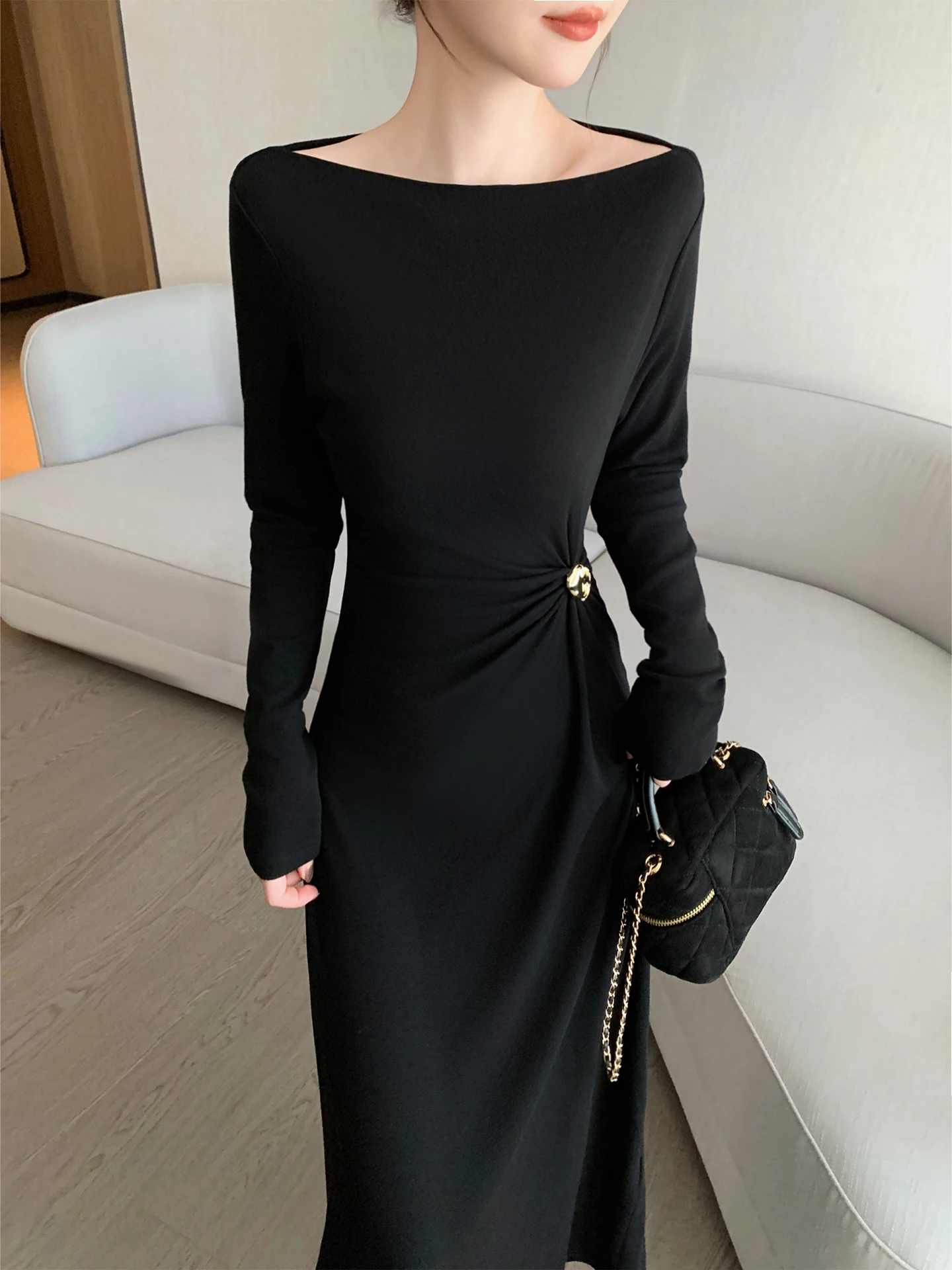 Новое женское зимнее платье с длинным рукавом на одно плечо, плиссированное, с завышенной талией, в стиле Хепберн, повседневное, с высокой талией
Новое женское зимнее платье с длинным рукавом на одно плечо, плиссированное, с завышенной талией, в стиле Хепберн, повседневное, с высокой талией