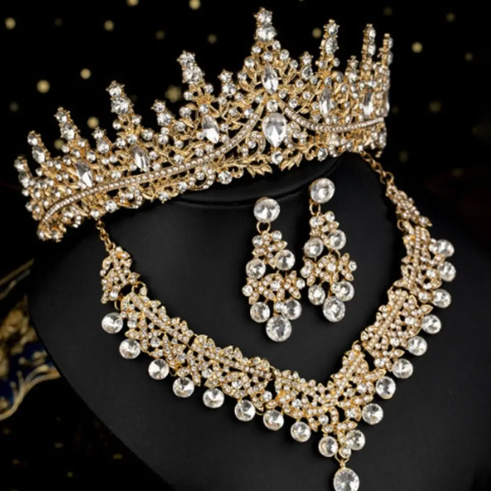 Fashion Champagne Baroque Wedding Crown Crystal Luxury Bridal Jewelry Set 3-pack Tiara Earrings Necklace For Bride
Fashion Champagne Baroque Wedding Crown Crystal Luxury Bridal Jewelry Set 3-pack Tiara Earrings Necklace For Bride